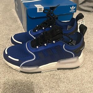 Adidas GX2033 new boys running shoes